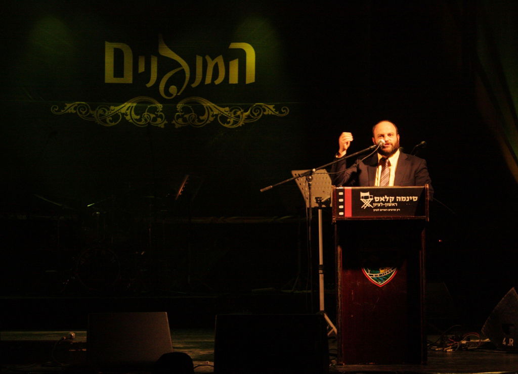 משתמטים? החיילים החרדים חוגגים