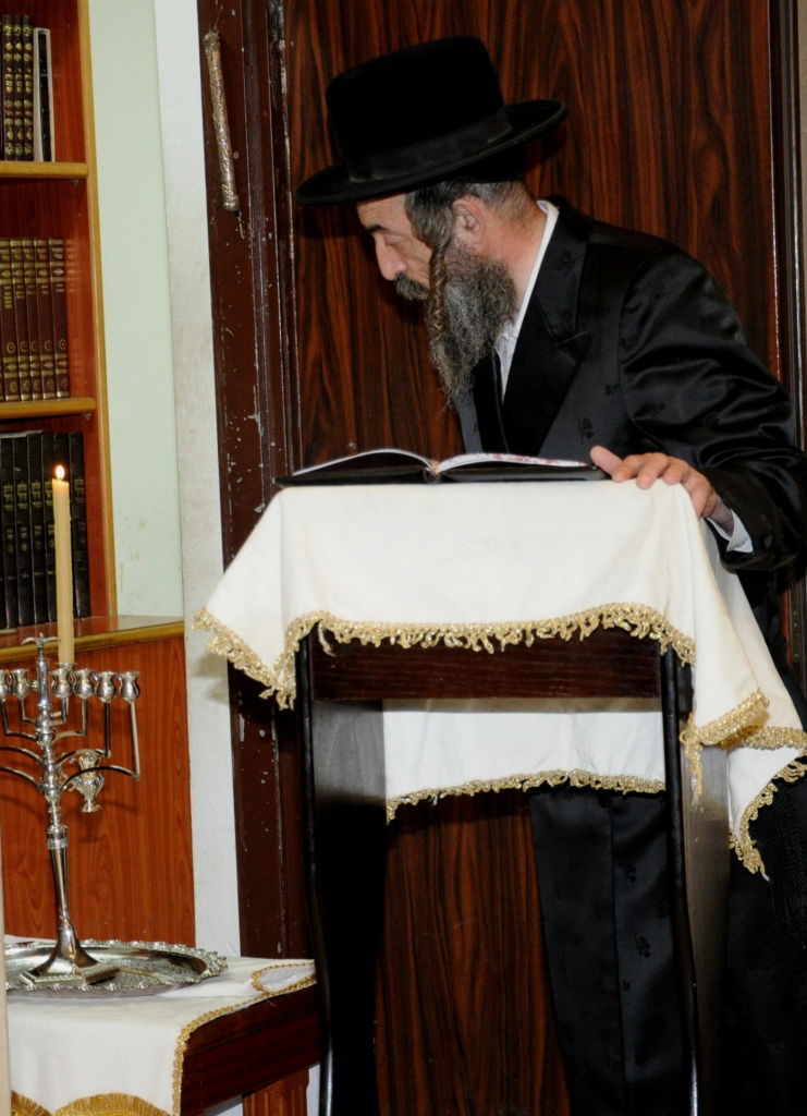 תיעוד: חנוכה עם הגראי"ל שטיינמן והגר"נ קרליץ