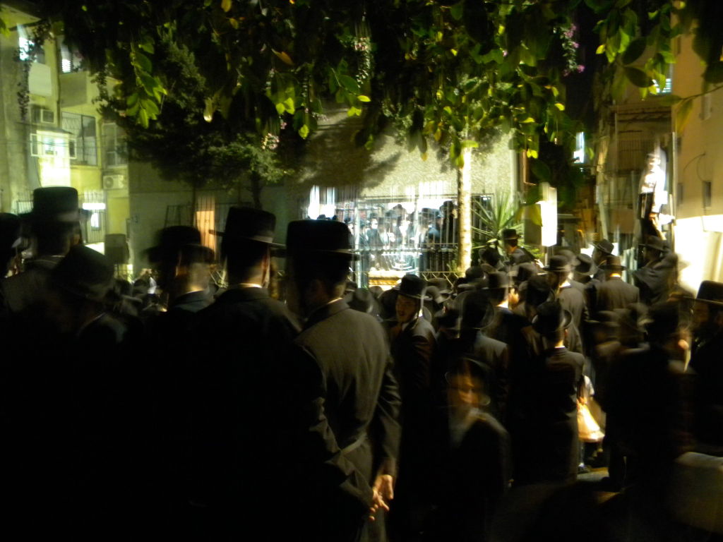 ההדלקה של הגר"ש וואזנר: צפו בוידאו