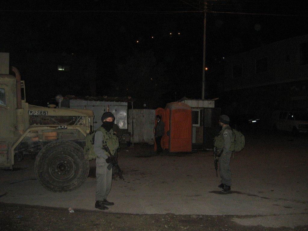 בנר שישי: מאות הדליקו בקבר יוסף הצדיק