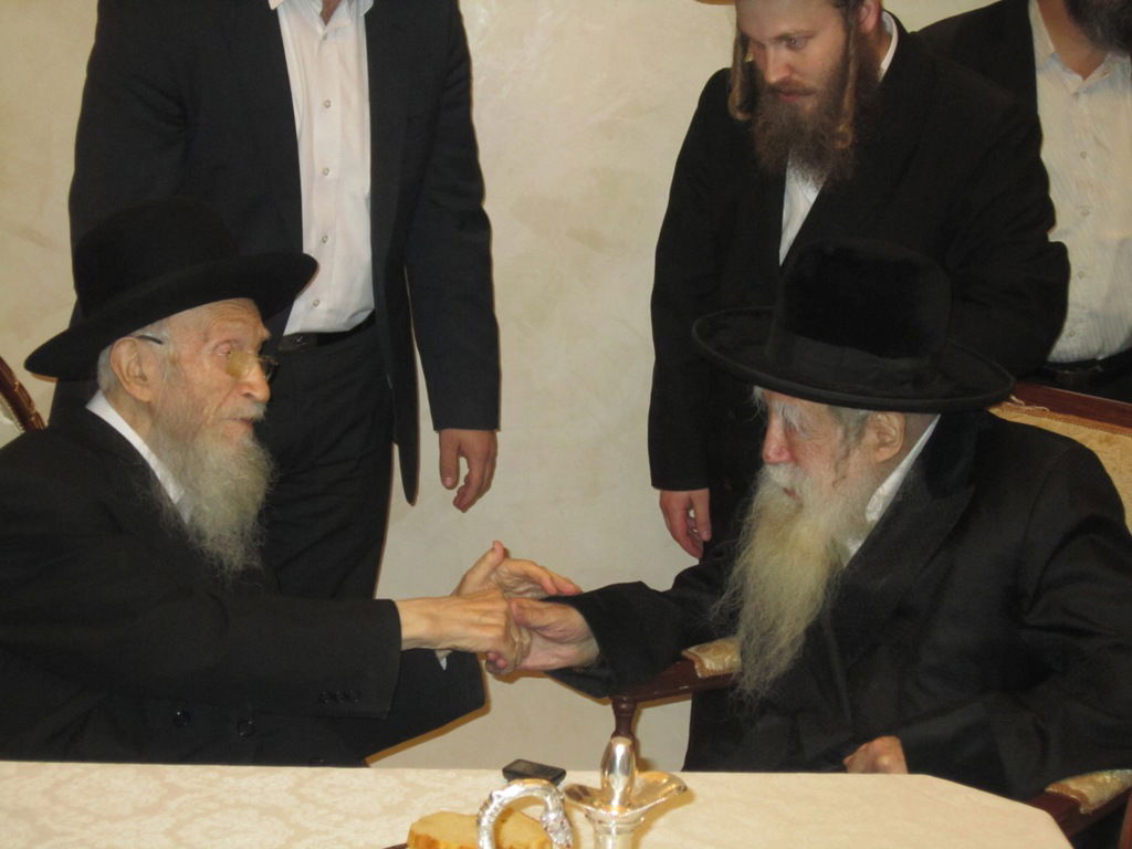 מפגש ענקים: האדמו"ר מערלוי והגרמ"י ליפקוביץ