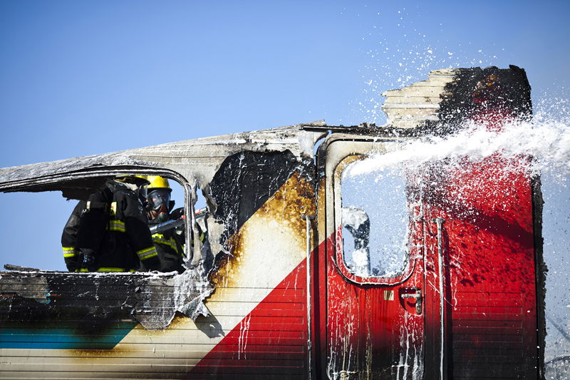 רכבת עלתה באש; עשרות נוסעים נפגעו קל עד בינוני