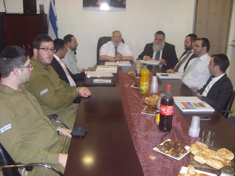 בסיס חיילים חרדים מוקם ליד אלעד