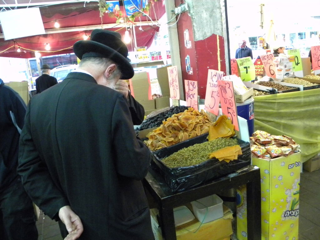 בני ברק מתכוננת לטו´ בשבט