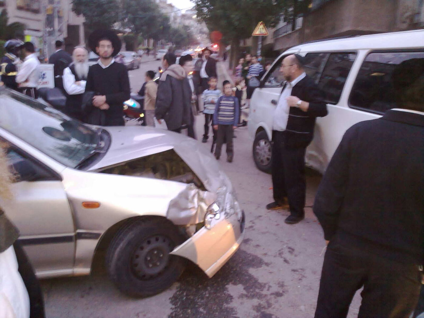 אם ובתה נפצעו בתאונה בבני-ברק