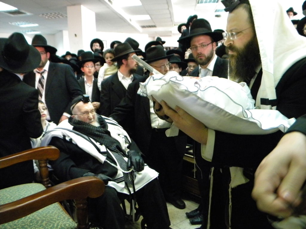 מודיעין-עלית: זקן ראשי-הישיבות הגיע לביקור