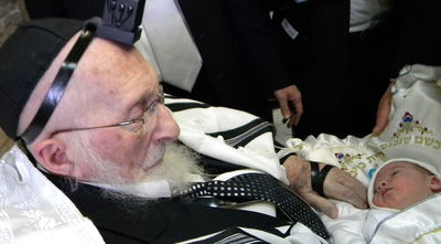 מודיעין-עלית: זקן ראשי-הישיבות הגיע לביקור