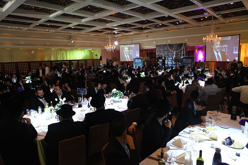 "קראוונים ביצהר זו בעיה? תסתכלו מה קורה במצרים"