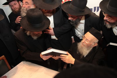 ספר חדש לגרמ"י לפקוביץ: גדולי ישראל ברכו