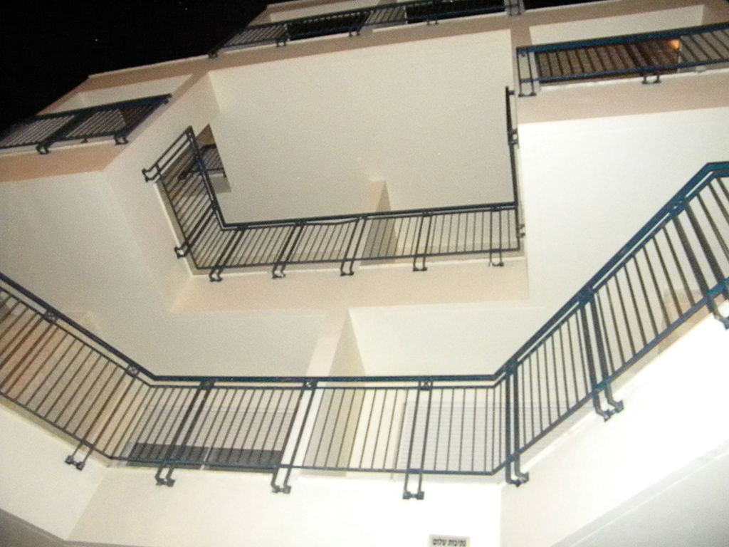 תוצאת הסחבת: רוכשים ב"נאות הפסגה" פלשו לדירות