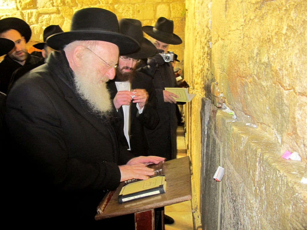 ליקווד בישראל: צפו בביקורו של רבי מתתיהו סלמון