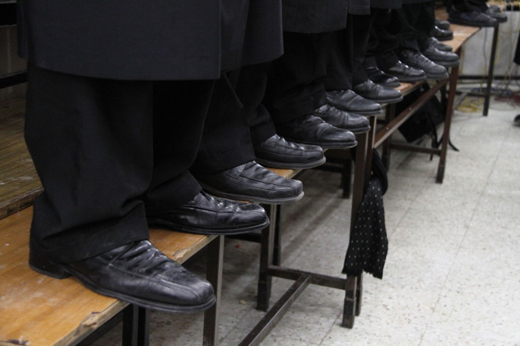 האדמו"ר מסאטמר בבני- ברק: המונים קיבלו את פניו