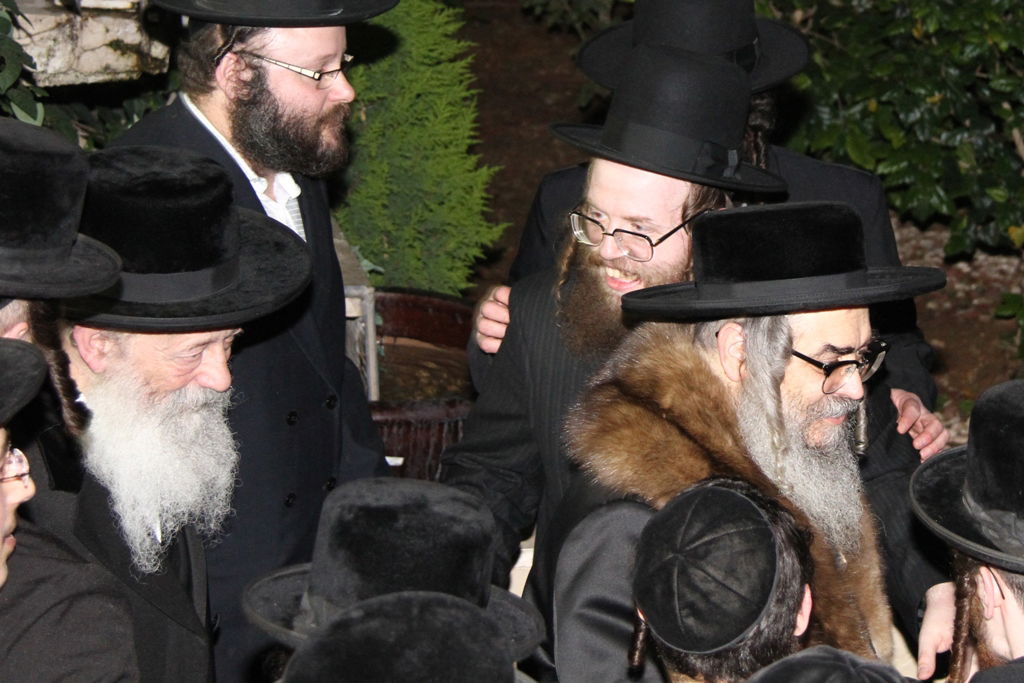 האדמו"ר מסאטמר בבני- ברק: המונים קיבלו את פניו