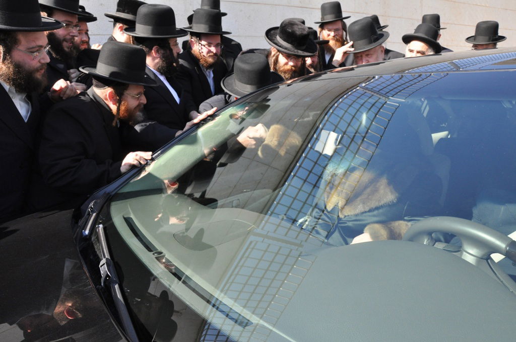 כ"ק האדמו"ר מסאטמר שליט"א נחת בישראל