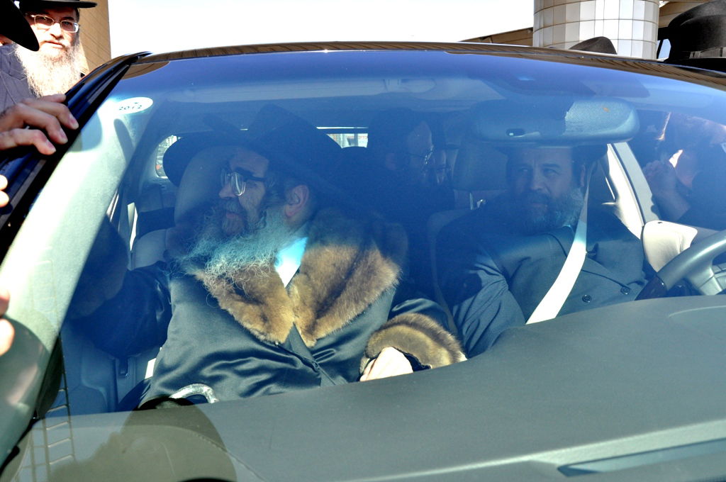 כ"ק האדמו"ר מסאטמר שליט"א נחת בישראל