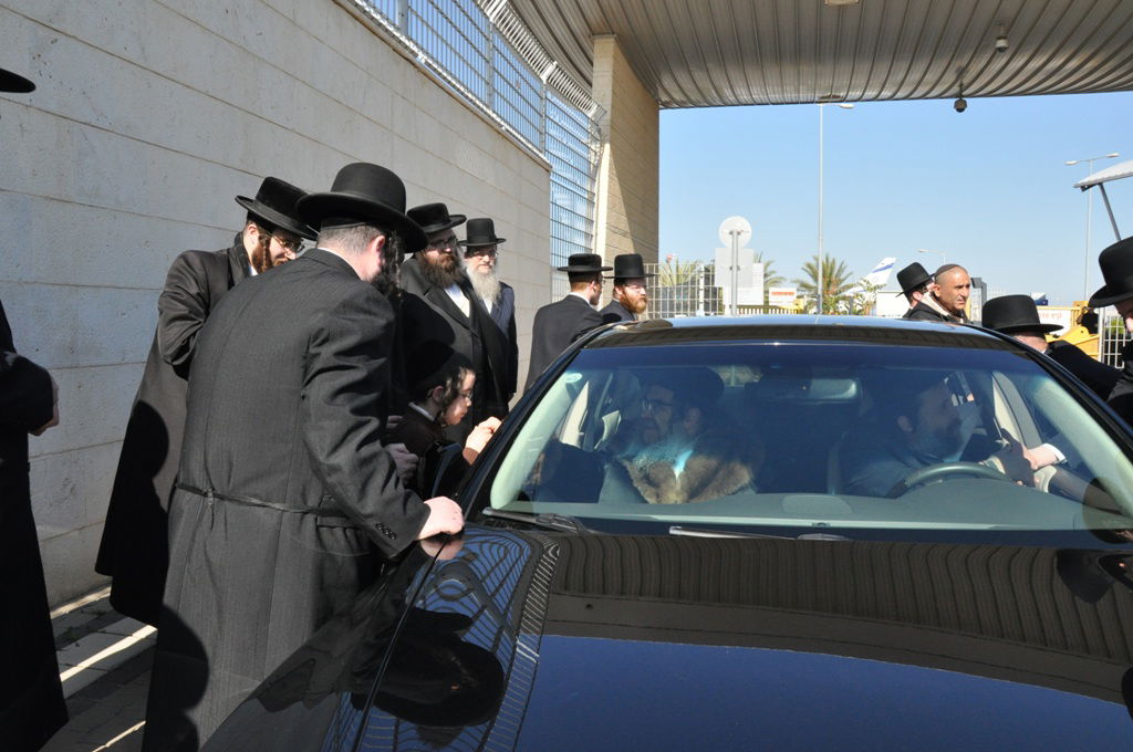 כ"ק האדמו"ר מסאטמר שליט"א נחת בישראל