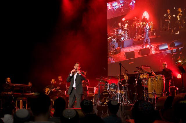 על במה אחת: ליפא שמלצר וחיים ישראל