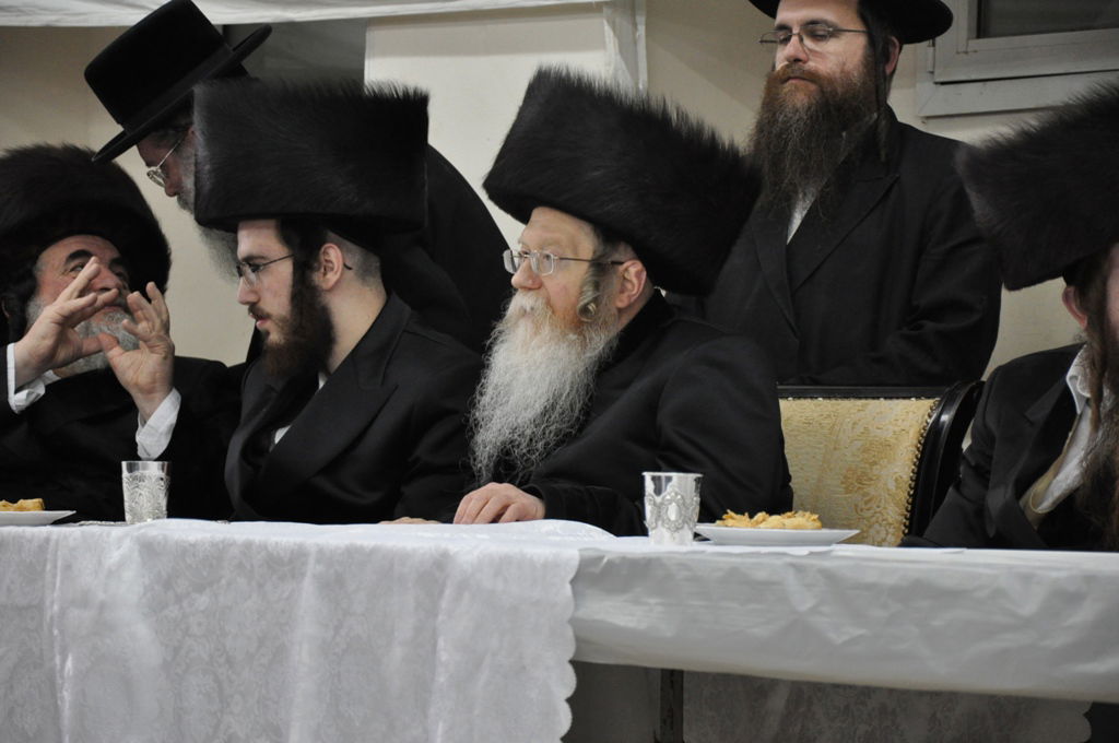 ויז´ניץ מתעטפת חג: שיא בהכנות לקראת החתונה