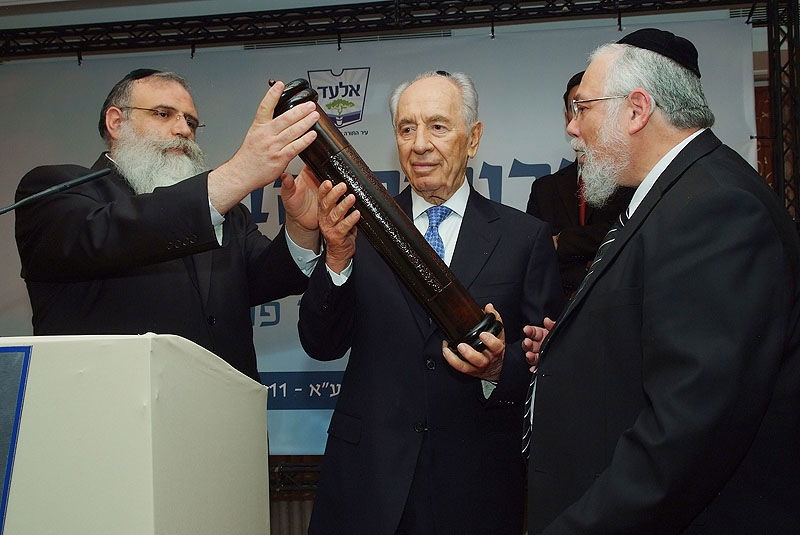 "האברכים צלולים, קחו דוגמה מהרב עובדיה"