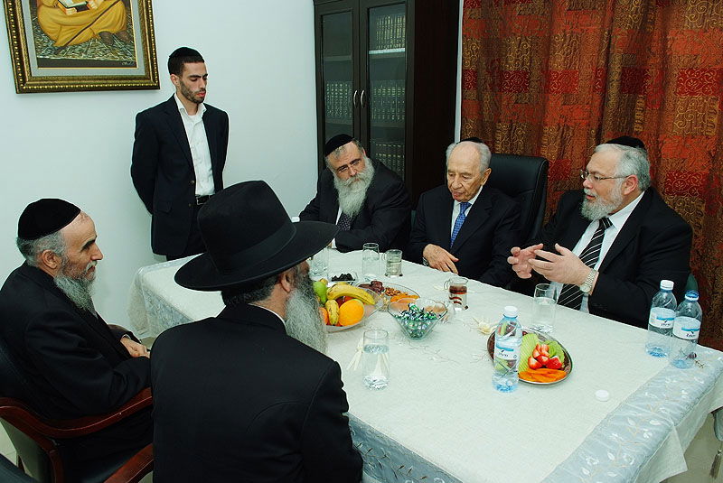 "האברכים צלולים, קחו דוגמה מהרב עובדיה"