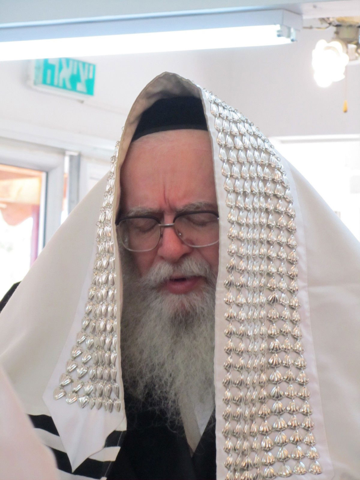 צדיק בא ליבנאל: תיעוד מביקורו של האדמו"ר מוהרא"ש שיק