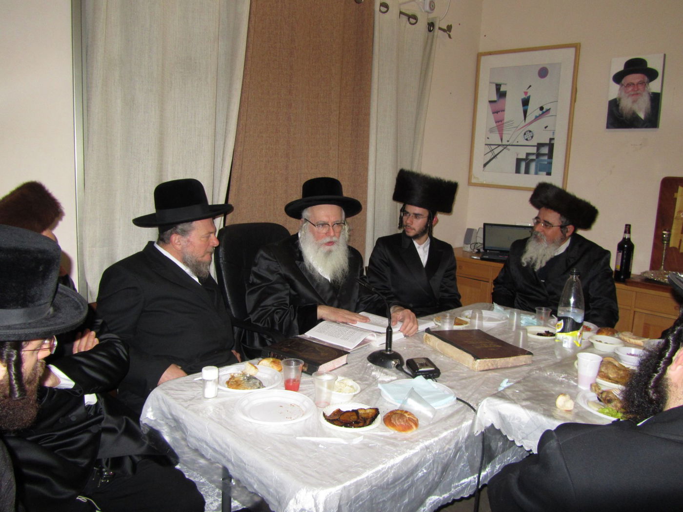 צדיק בא ליבנאל: תיעוד מביקורו של האדמו"ר מוהרא"ש שיק