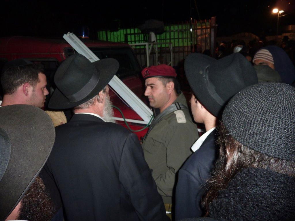 באישון לילה: "תיקון" בקבר-יוסף בשכם