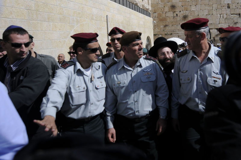 "גבי, תודה", צעקו מתפללים לרמטכ"ל לאחר סיום תפילתו