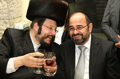 גלריה: שמחת חתונת בנו של ראש העיר ביתר, מאיר רובנשטיין