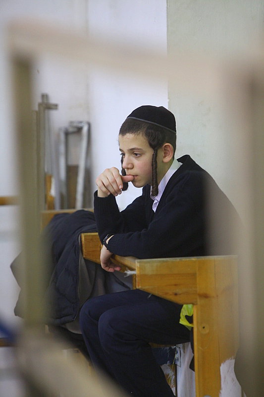 תיעוד מרהיב: שמחת בית צאנז