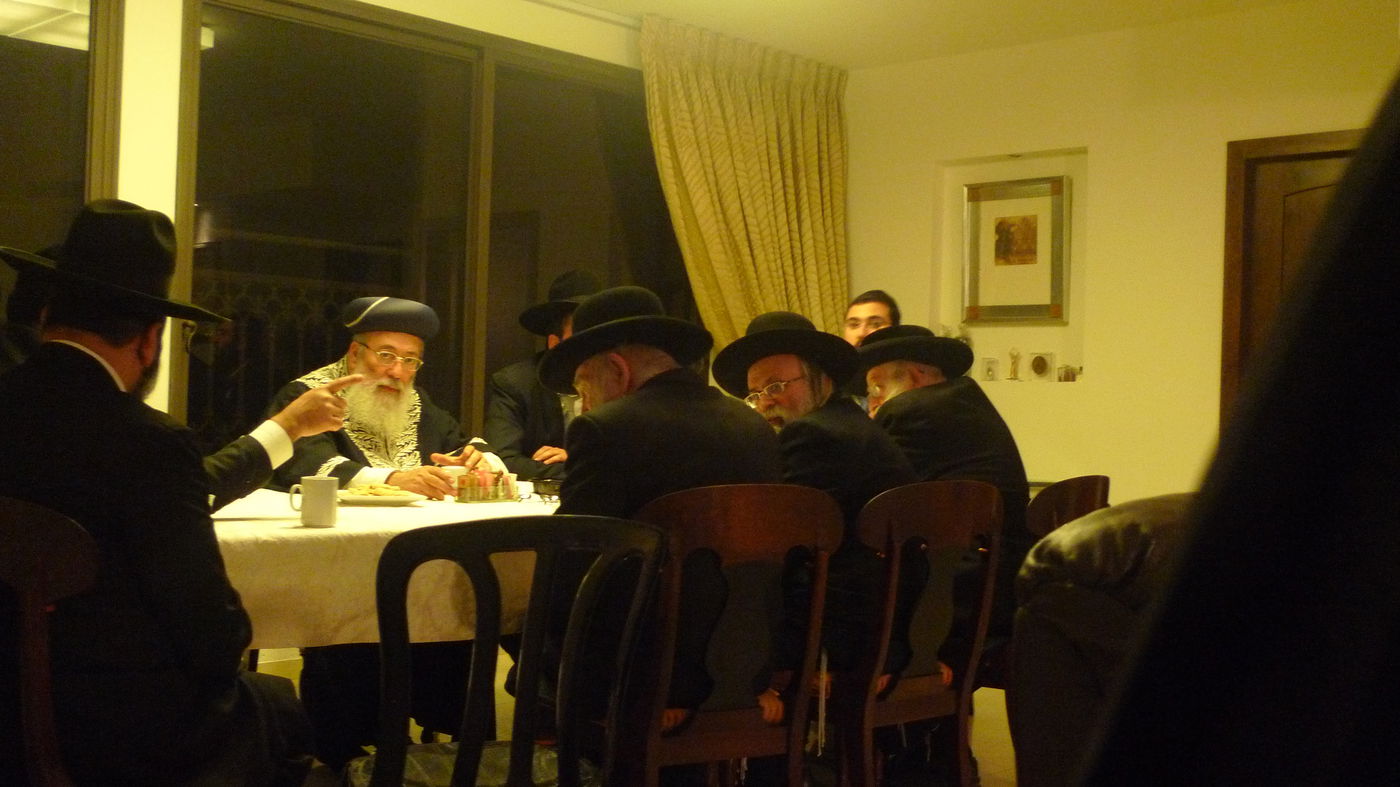 סודות הגיור נחשפו בפגישה דרמטית בין "העדה" לגר"ש