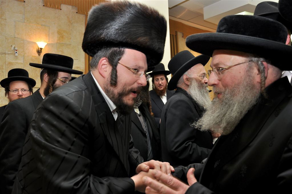 קהילות הקודש בביתר-עילית מצדיעים לראש-העיר, הרב מאיר רובינשטיין