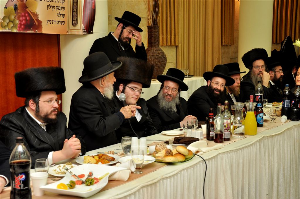 קהילות הקודש בביתר-עילית מצדיעים לראש-העיר, הרב מאיר רובינשטיין