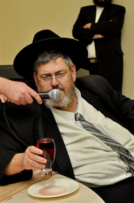 קהילות הקודש בביתר-עילית מצדיעים לראש-העיר, הרב מאיר רובינשטיין