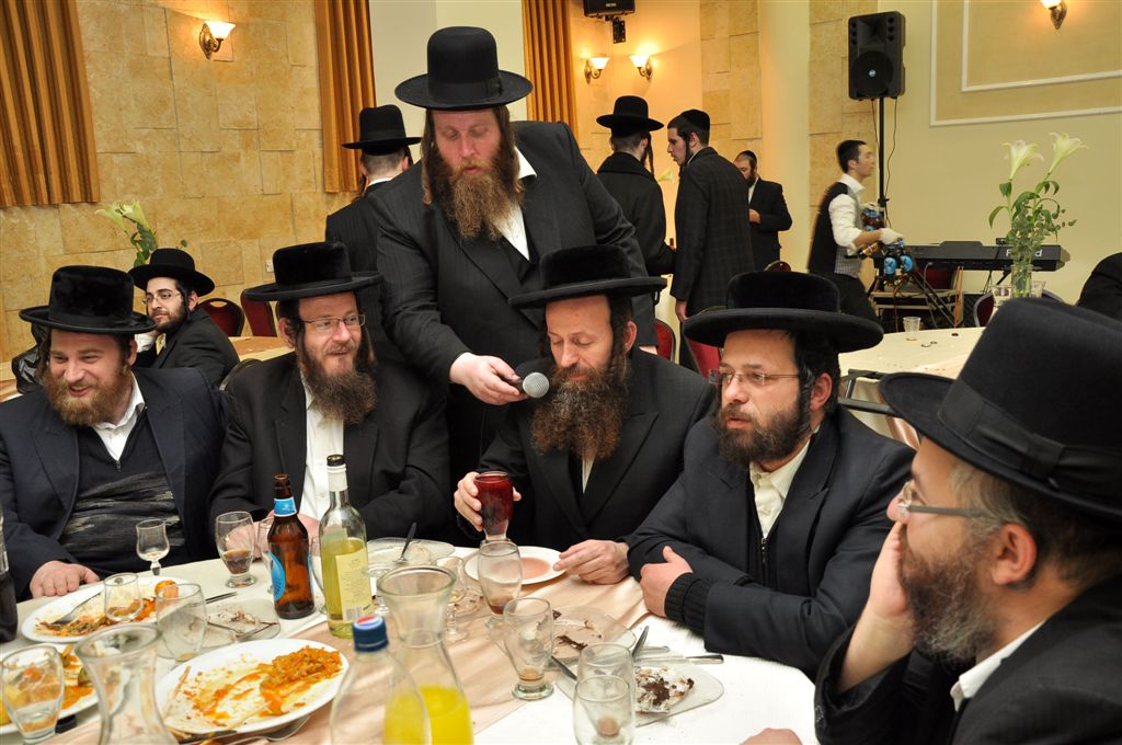 קהילות הקודש בביתר-עילית מצדיעים לראש-העיר, הרב מאיר רובינשטיין