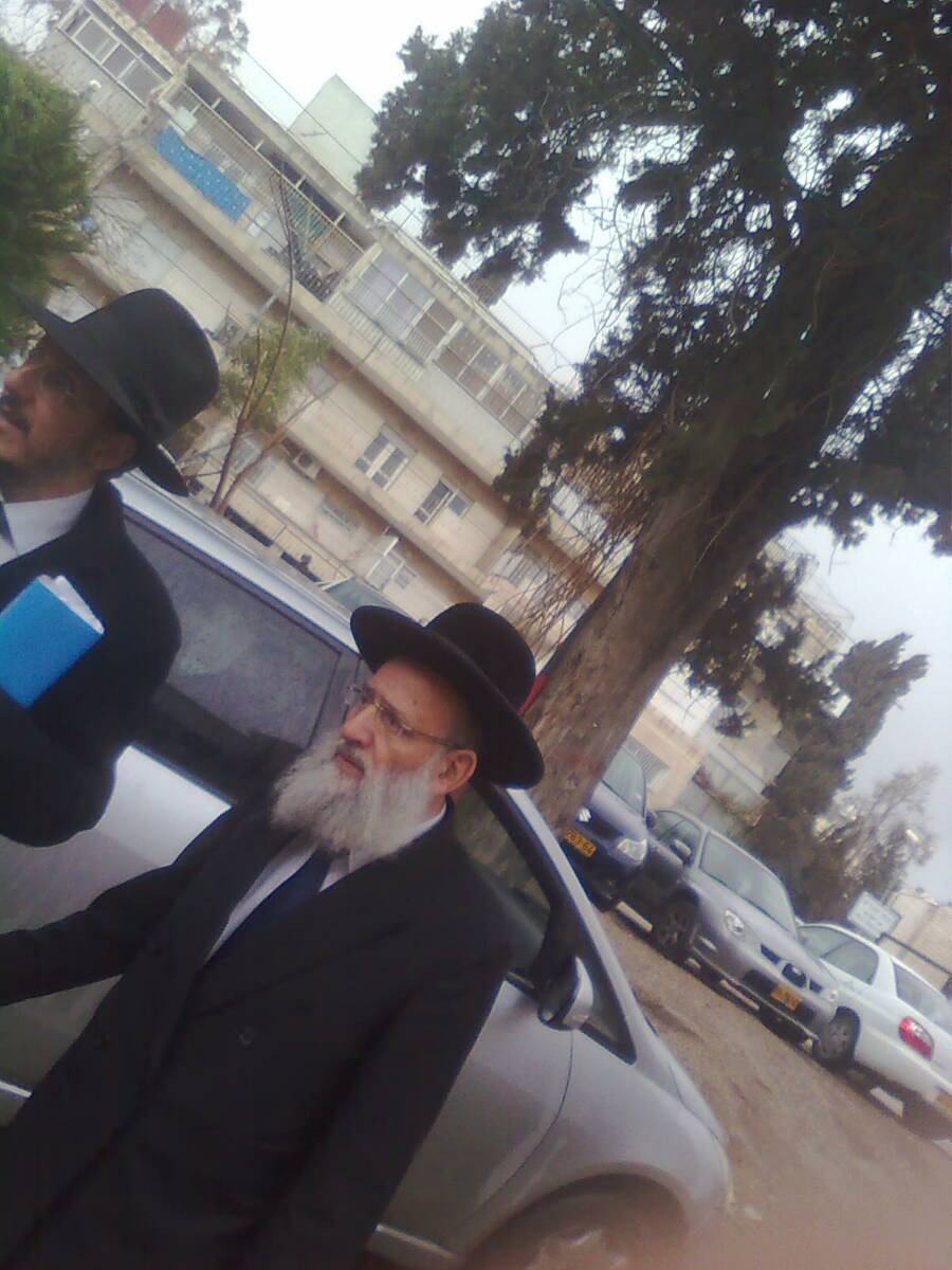 זעזוע: גרפיטי בירושלים נגד מרן הגרי"ש אלישיב