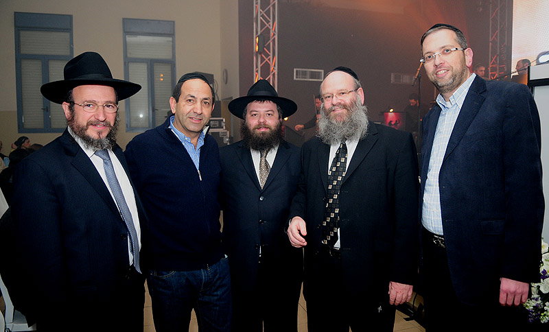 גלריית ענק: פריד הופיע בהר-חומה