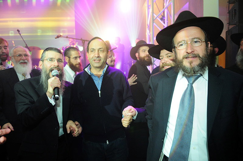 גלריית ענק: פריד הופיע בהר-חומה