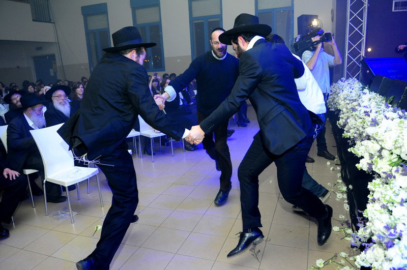 גלריית ענק: פריד הופיע בהר-חומה