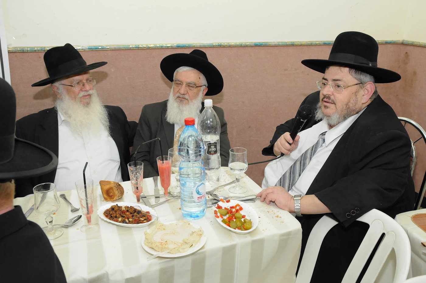 גלריית ענק: המוסדות הצדיעו לפרוש