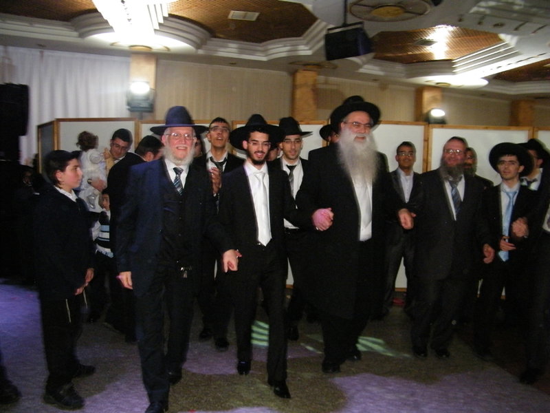 גלריה: שמחת נישואי בתו של הרב רפאל כהן