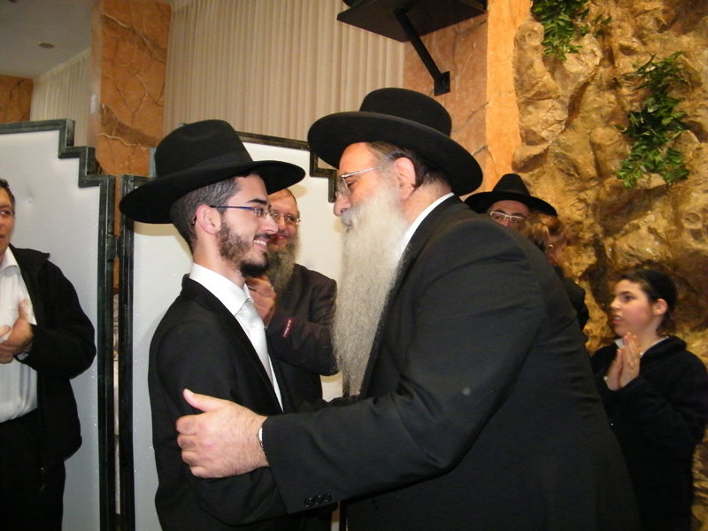 גלריה: שמחת נישואי בתו של הרב רפאל כהן