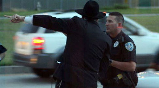 שליח חב"ד ומשטרה (צילום אילוסטרציה: COL)