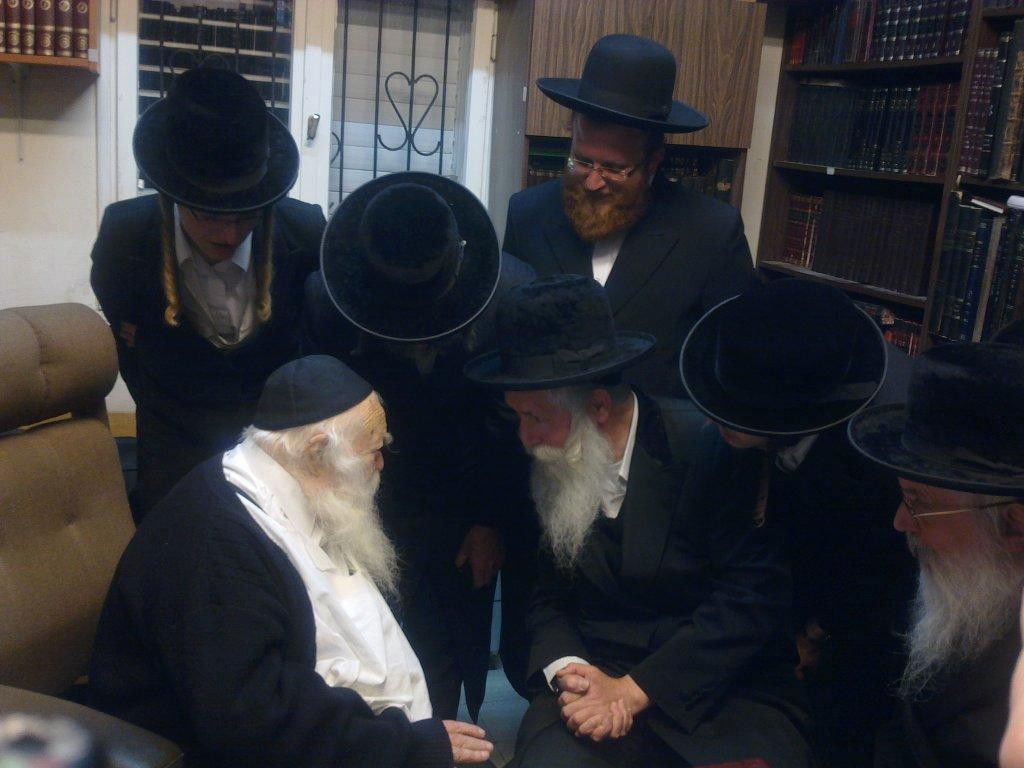 כיכר היום: הזמנה לחתונה