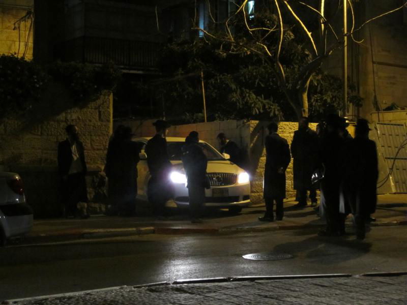 הכי קרוב לרב: המרדפים של חסידי הרב ברלנד בכפר ערבי