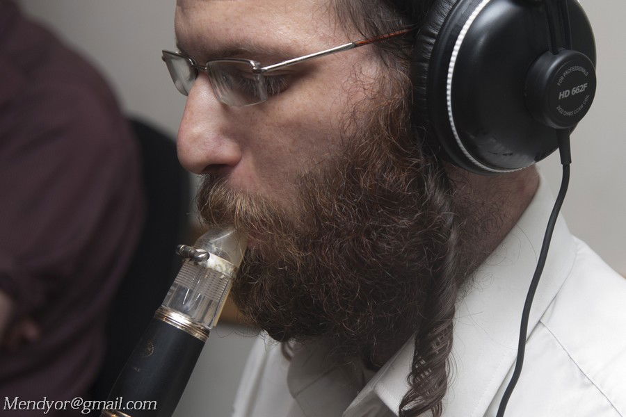 חגיגה באולפן: חיליק פרנק ברדיו "קול חי"