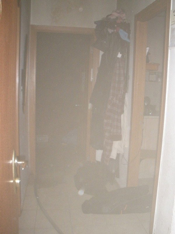 פורים בפתח: דירה נשרפה ממשחק נפצים ● וידאו ותמונות