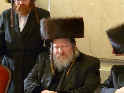 תיעוד: הרבי מפיטסבורג עם הרבי מבעלזא