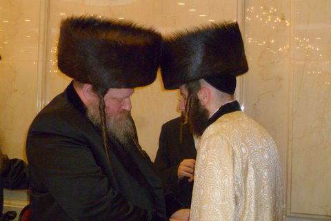 תיעוד: הרבי מפיטסבורג עם הרבי מבעלזא