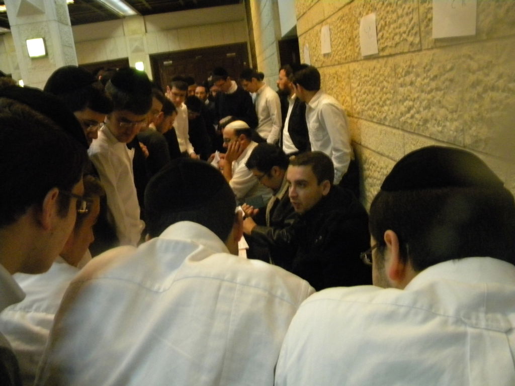 ראש-הישיבה לפקחים: "אני אמסור שיעור, אתם תחכו בחוץ"